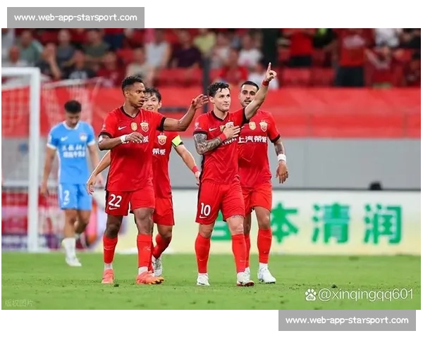 河南队赛前踩场砺兵 酒祖杜康助力冲击海港