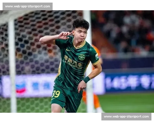 国足新名单平均 25.4 岁：青春风暴来袭，18 岁王钰栋领衔三人组