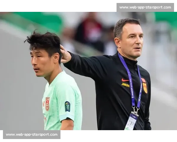 武磊身价暴跌！从 1000 万欧巅峰到 70 万欧，中国锋线传奇如何跌落神坛？