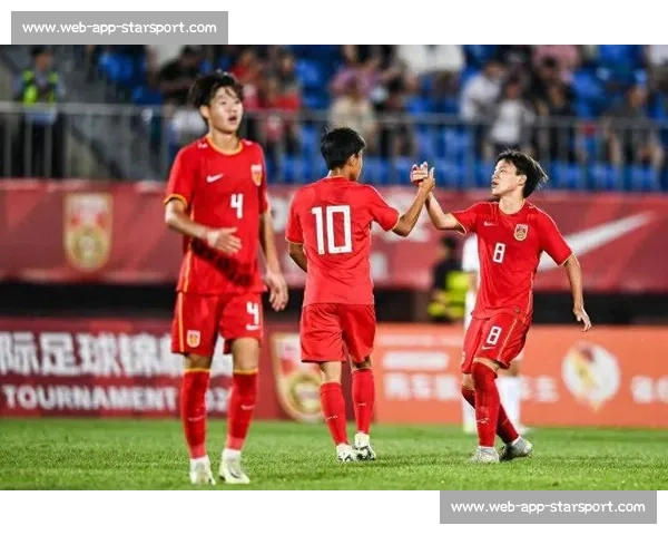 尴尬！前国脚之子留洋三年 0 球 0 助攻，回国无人问津转行娱乐圈