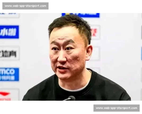 杨瀚森登陆 NBA 后青岛男篮重建：三核成型，刘维伟如何破局内线困局？